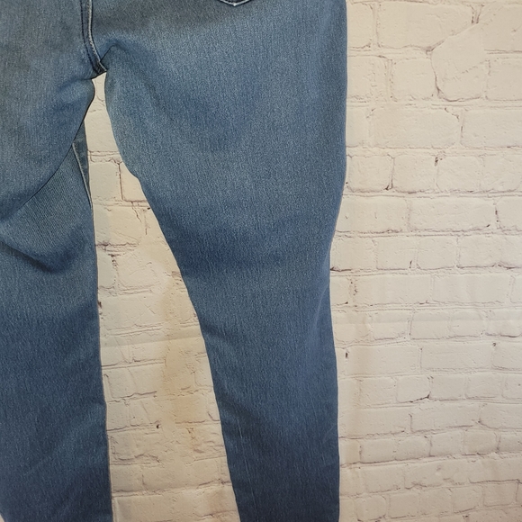 Jordace Super Skinny Jeans - Picture 4 of 11